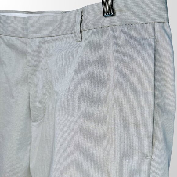 Theory Men's Pinstripe Flat Front Shorts in Beige - 33 - Picture 11 of 15